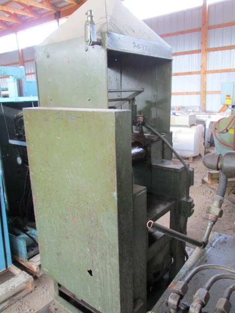 6" x 12" GF Goodman & Son, 2-Chrome Roll Mill w/Vented Hood, w/Overhead Safety, Split Edge Guide & Adjustable - Image 4