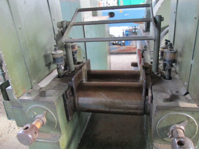 6" x 12" GF Goodman & Son, 2-Chrome Roll Mill w/Vented Hood, w/Overhead Safety, Split Edge Guide & Adjustable - Image 5