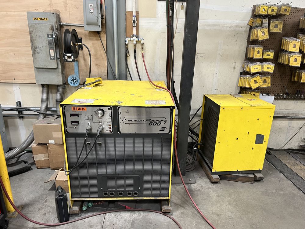Esab #Sabre-SXE-4000, CNC plasma table, Vision PC Control, 8' x 20', 1 oxy & 1 plasma torch capacity, 2006 - Image 3