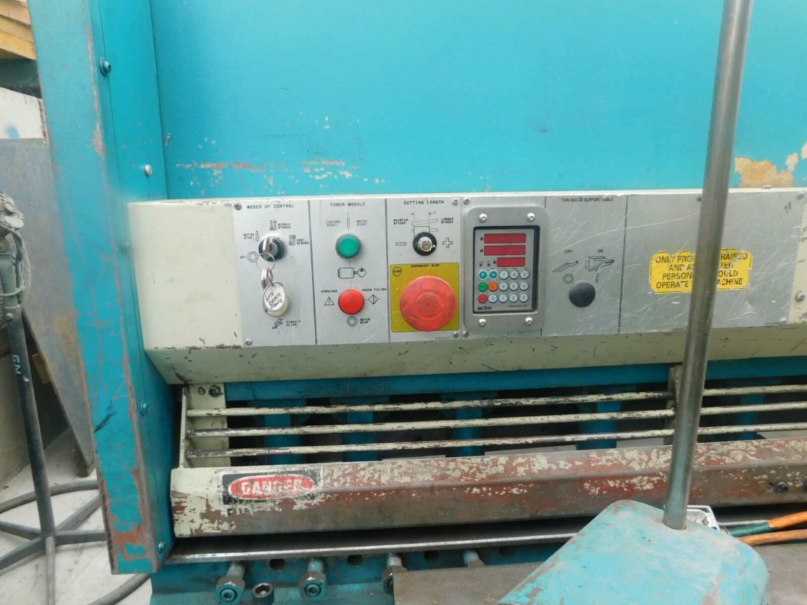 1/4" x 10' Adira #GHS-0630, shear, 39" programmable back gauge, blade gap adjust, 2002 - Image 6