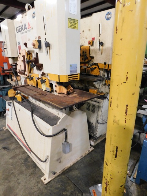 6.5" x 6.5" x 1/2" Geka #110S, hydraulic ironworker, 120 ton, 12.5 HP, 28 SPM, 2016 - Image 2