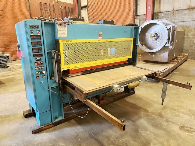 Schwabe #SR110, Die Cut Press, w/Hydraulic Pumping System, 32" x 64" Platen, 8 Stroke Shuttle Table - Image 3