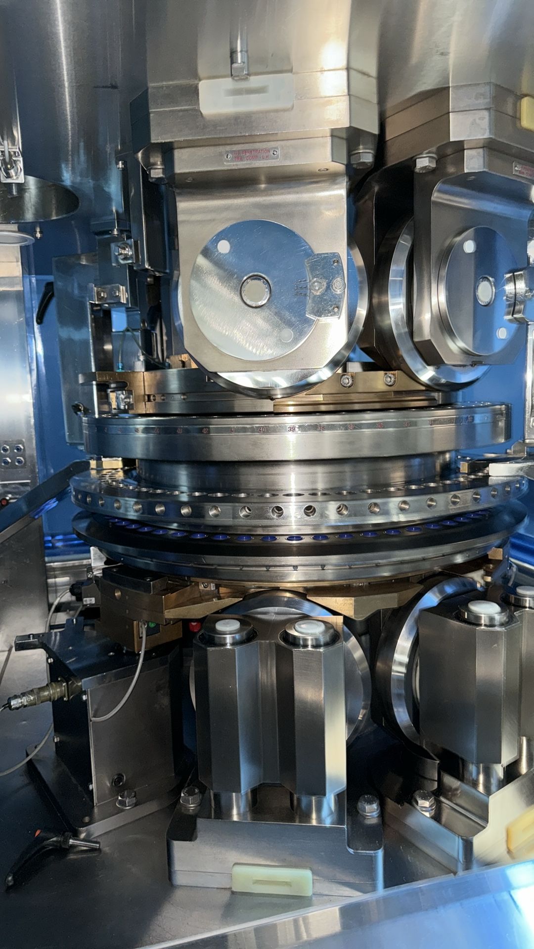 Cadmach #C300, Double Rotary Tablet Press Machine, w/3-Paddle Force Feeding System - Image 2