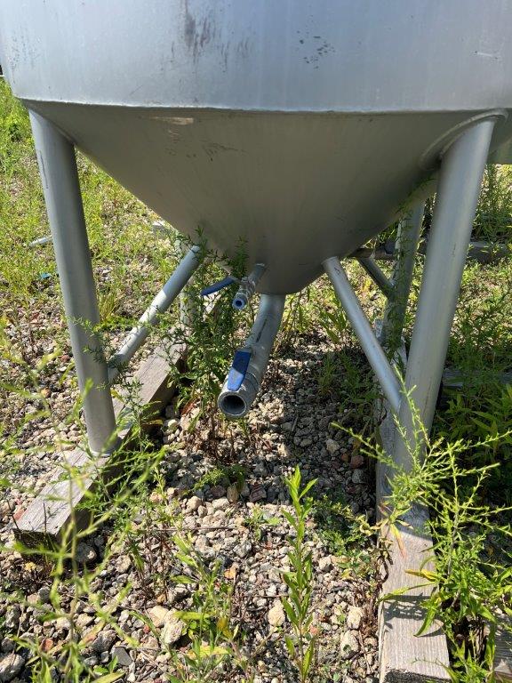 130 gallon Stainless Steel Tank, 40" diameter x 24" Straight Side, Flat Top, Cone Bottom - Image 5
