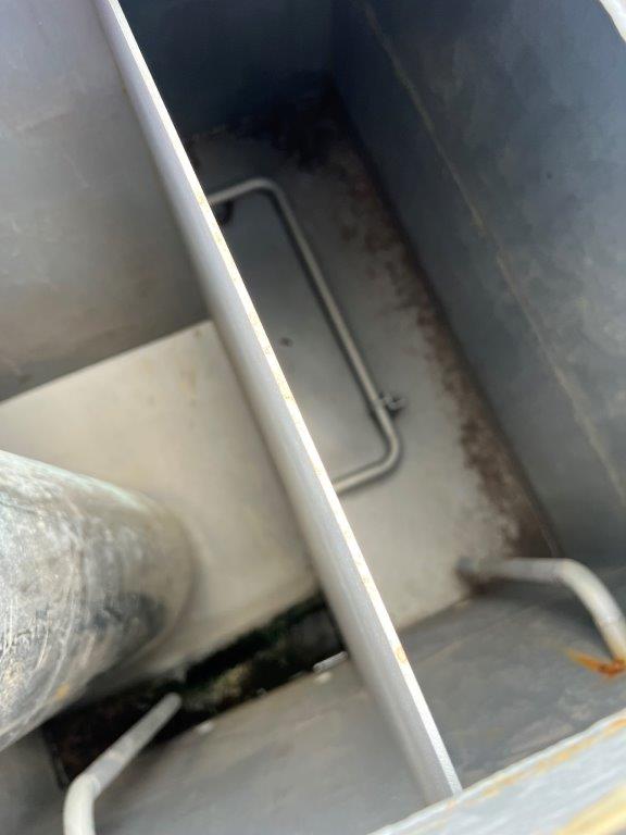 130 gallon Stainless Steel Tank, 40" diameter x 24" Straight Side, Flat Top, Cone Bottom - Image 9