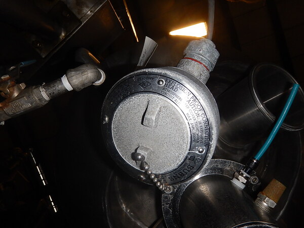 25 gallon Groen #DN-25P25, Stainless Steel Tilt Jacketed Tank, Vertical, 25" diameter x 18" Straight Side - Image 4