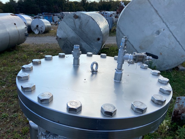 40 gallon Stainless Steel Vertical Tank, 13" diameter x 4' 3" Straight Side, Flat Top and Bottom - Image 4