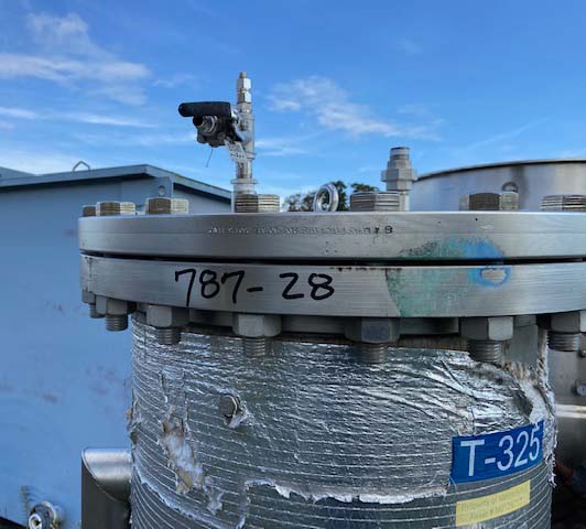 40 gallon Stainless Steel Vertical Tank, 13" diameter x 4' 3" Straight Side, Flat Top and Bottom - Image 5