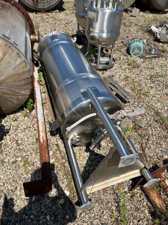 90 gallon GMW Inc., Stainless Steel Pressure Vessel, Vertical, 20" diameter x 64" Straight Side, 30 psi @ - Image 5