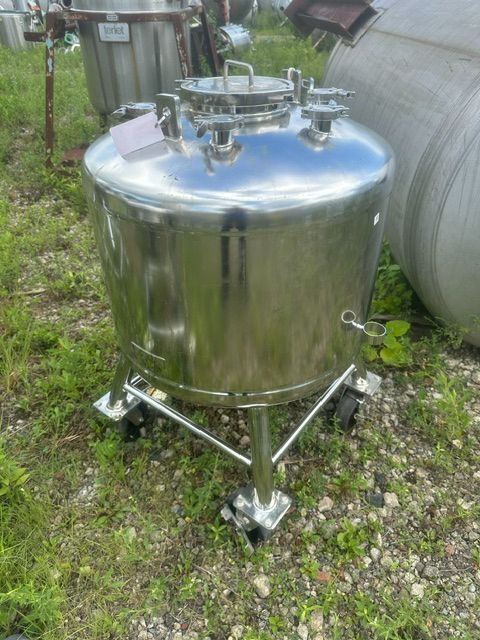 90 gallon Stainless Steel Vertical Tank, 24" diameter x 12' Straight Side, 75 psi @ 300°F Internal, On Wheels - Image 1