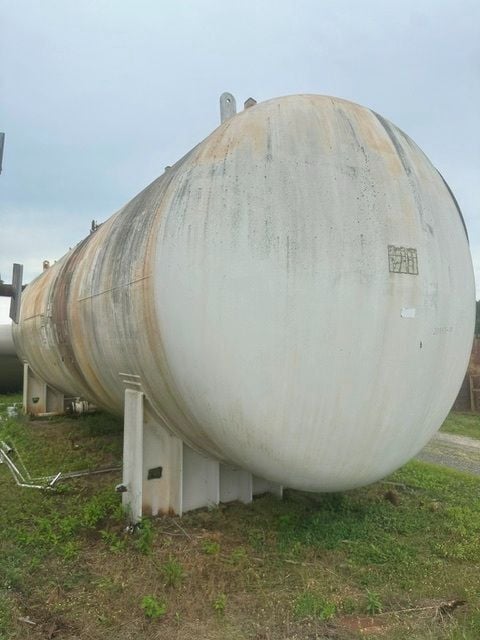 30500 gallon 144" x 384", Horizontal Steel Tank, 1/4" thick Shell, 1992 - Image 6