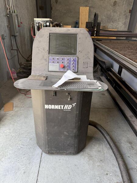 Hornet Cutting Systems, Retro Systems, plasma cutting machine, 10' x 20', Hypertherm HPR260, water table, 2015 - Image 4