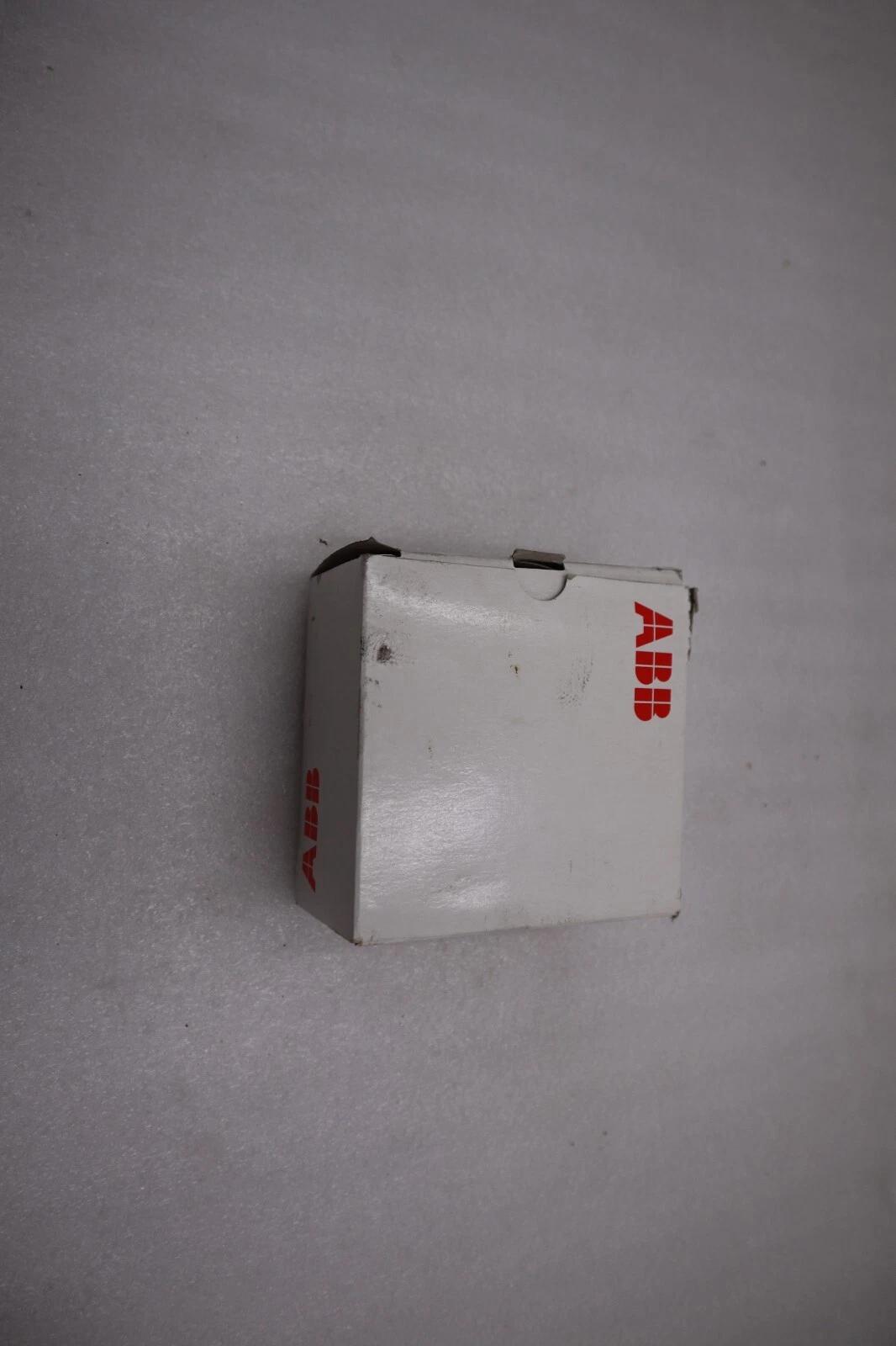 ABB 1SAM350000R1005 Manual Motor Starter NEW IN BOX (13 AVAILABLE) STOCK H802 - Image 3