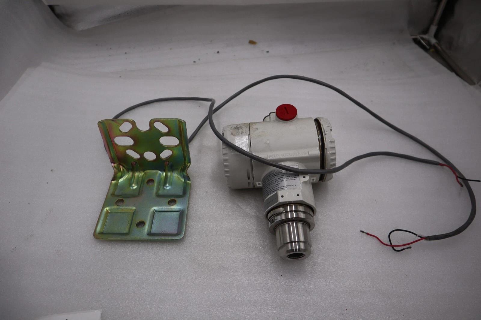 ABB 2600T 266HSHHSBA1 E6L5B6L2 Pressure Transmitter STOCK 5886 - Image 1