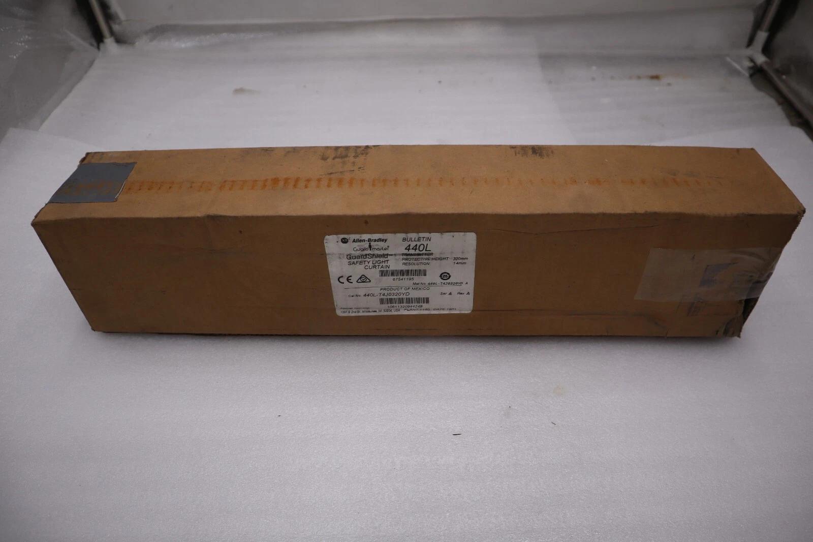 NEW Allen-Bradley Bradley 440L-T4J0320YD Bulletin Safety Light Curtain STOCK H191 - Image 1