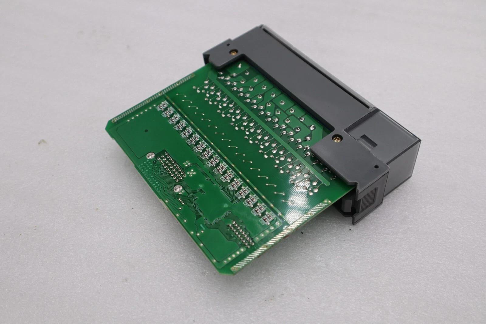 Allen-Bradley Bradley 1746-IV16 SLC 500 SER C Input Module AB STOCK K-85-D - Image 4