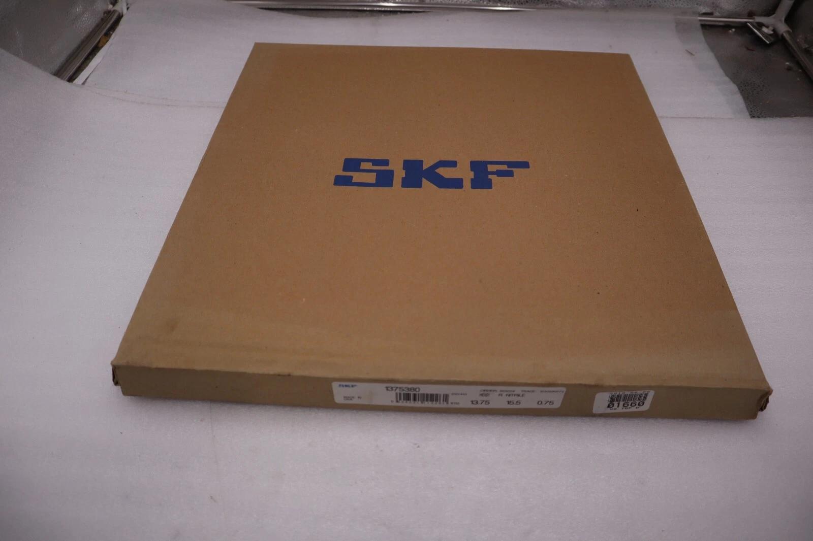 CR Seals (SKF) 1375380 Nitrile Oil Seal NEW IN BOX (FOUR AVAILABLE) STOCK 2242B - Image 1