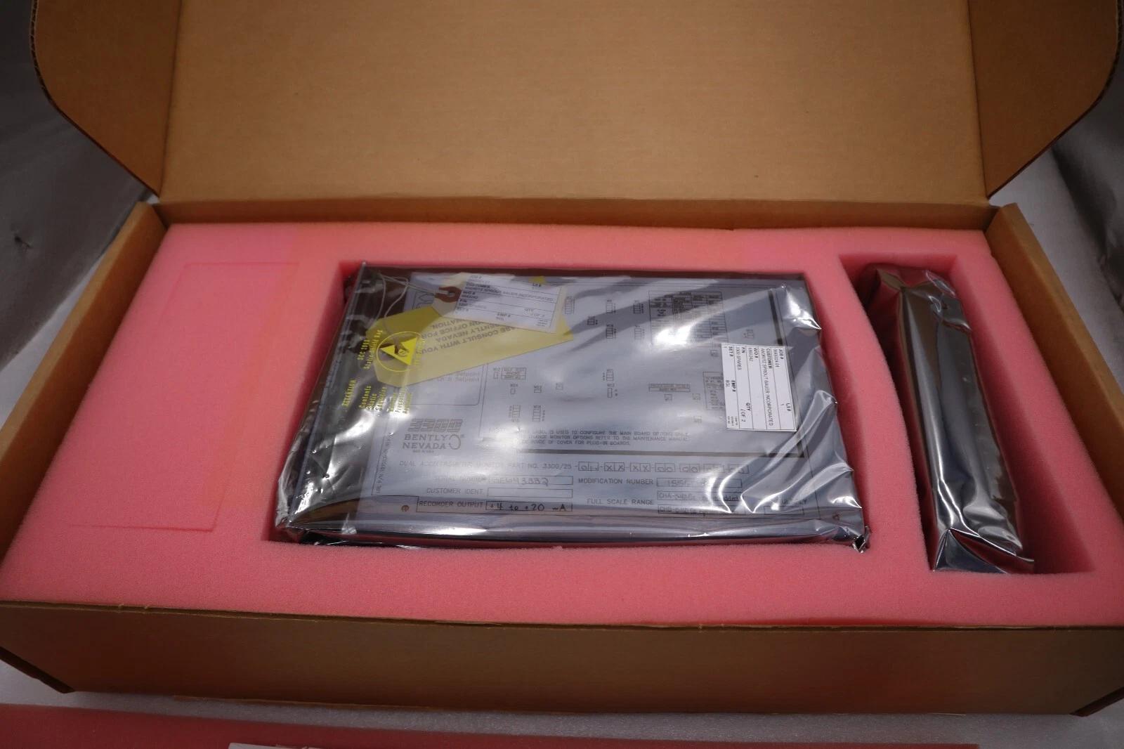 Bently Nevada Dual Accelerometer Monitor 3300/25-01-XX-XX-00-00-03-00 PLC STK G4 - Image 1