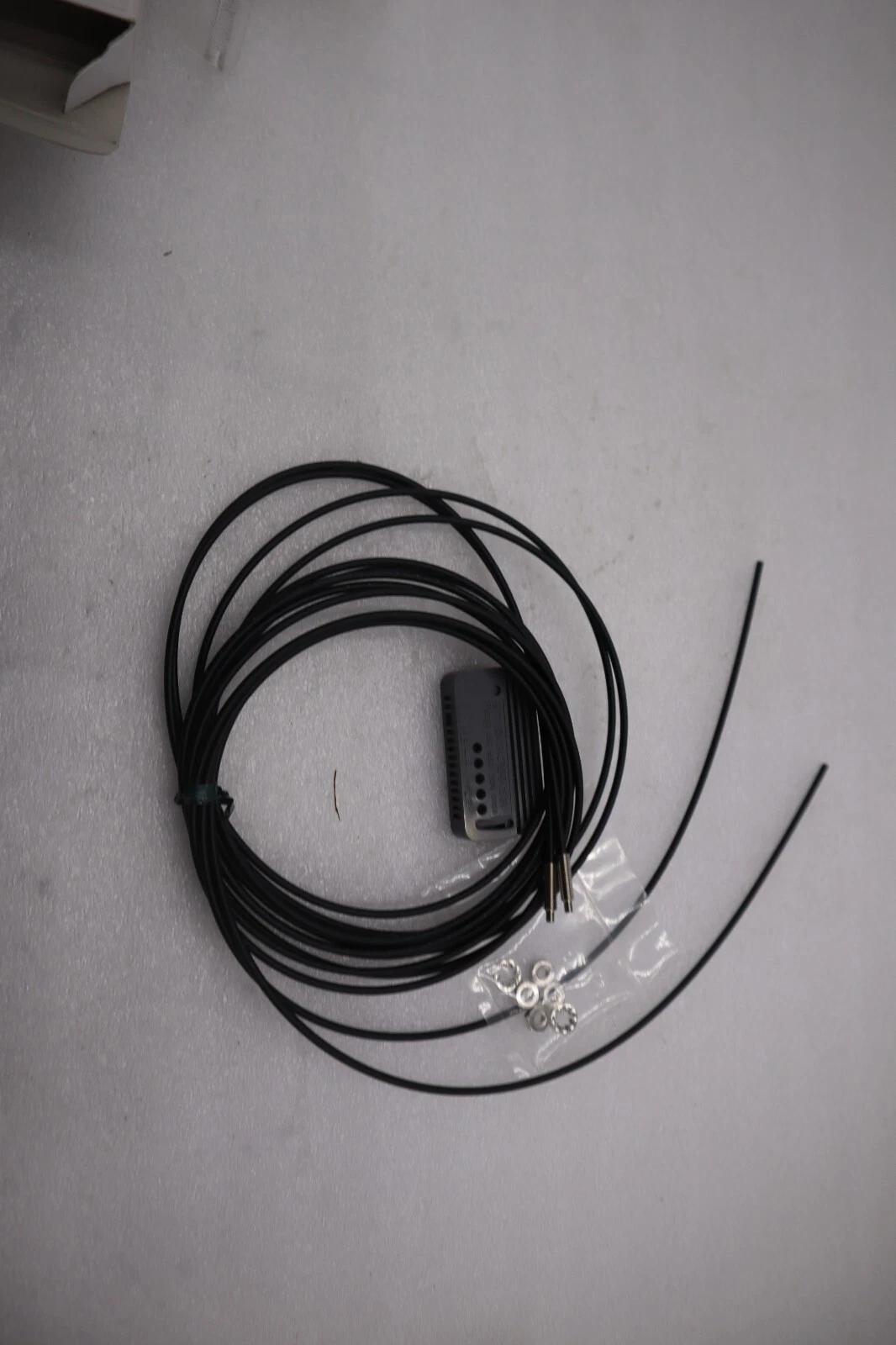 Sick LL3-TB02 Fiber Optic Sensor, new open box, STOCK G888A - Image 1