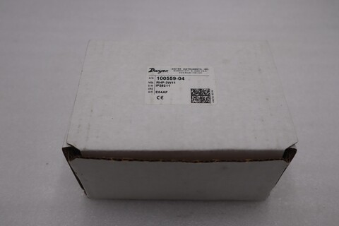 New open box dwyer rhp-3w11 / rhp3w11 temperature sensor stock g487a - Image 3