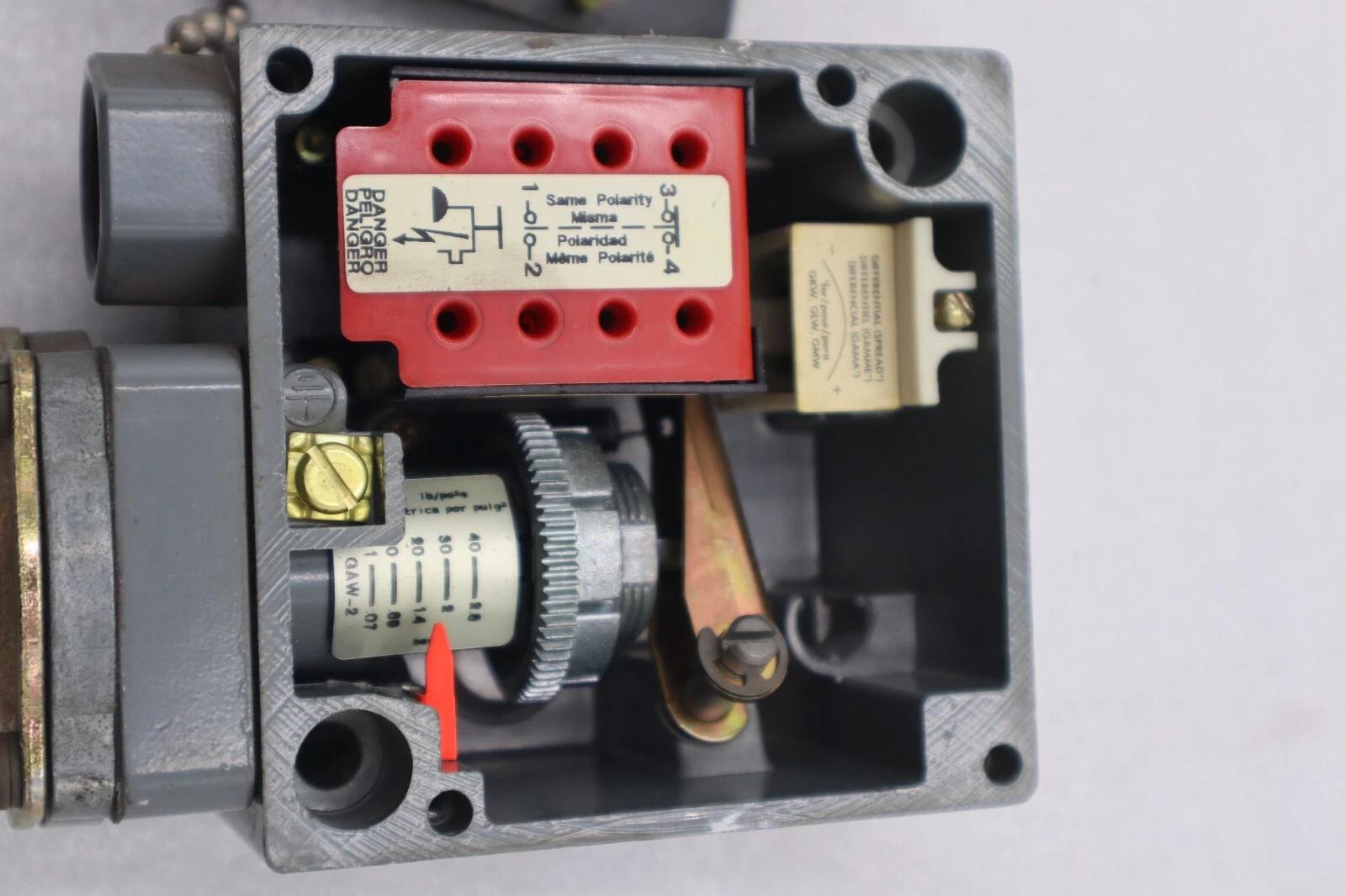New open box square d 9012 gaw-5 ser c pressure switch stock 5495 - Image 1
