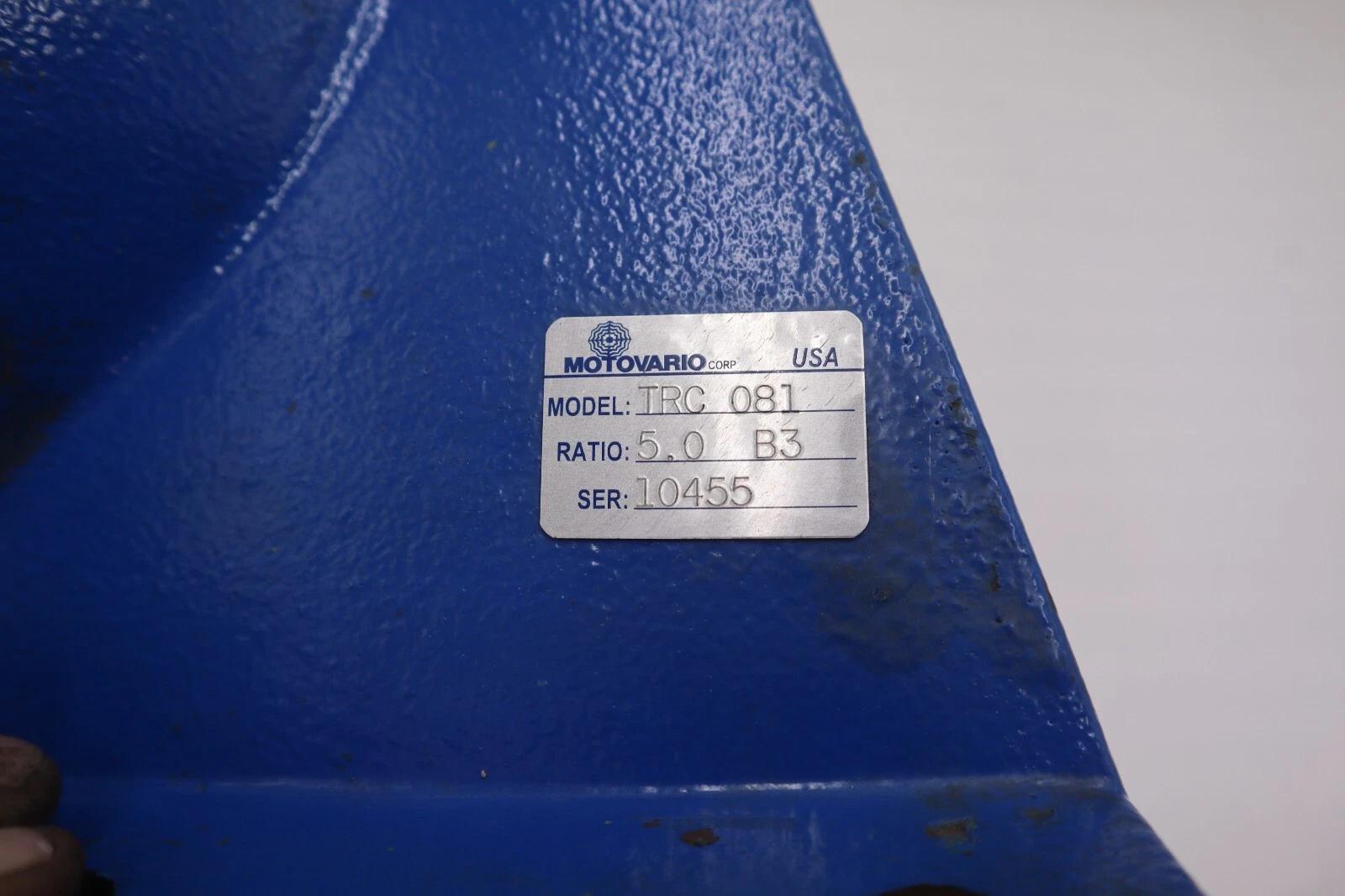 Motovario trc 081 motor 10455 stock #m-39 - Image 2