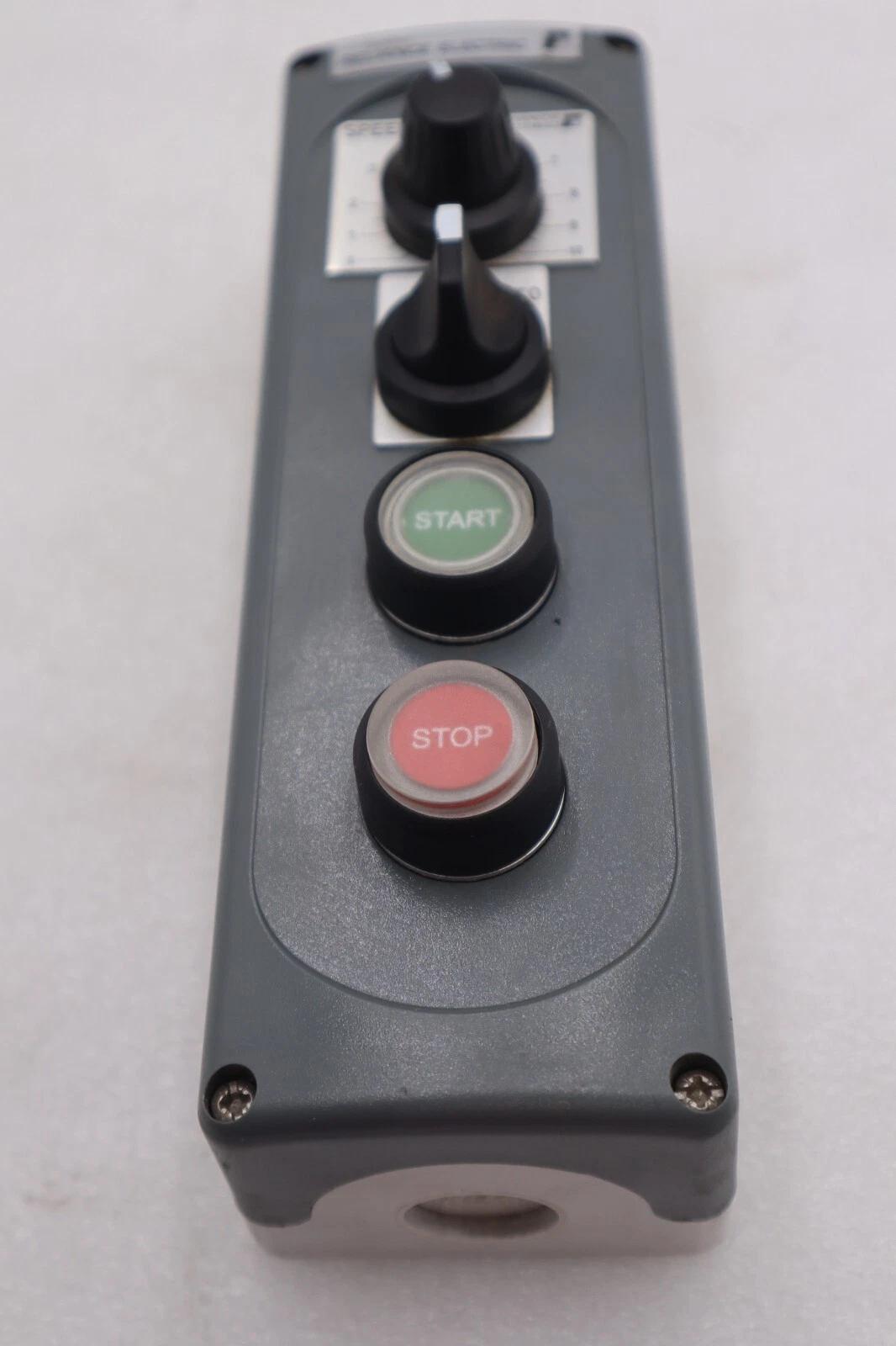 Reliance electric start push button stock #4097 - Image 1