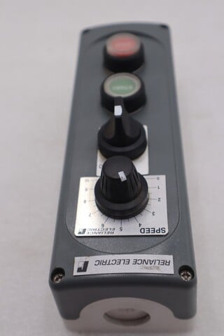 Reliance electric start push button stock #4097 - Image 4