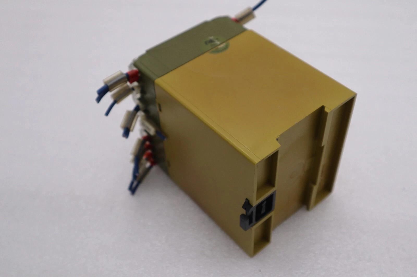 PILZ SAFETY RELAY 474790 PNOZ V 30S 24 V DC PNOZV30S24VDC STOCK L-453C - Image 3