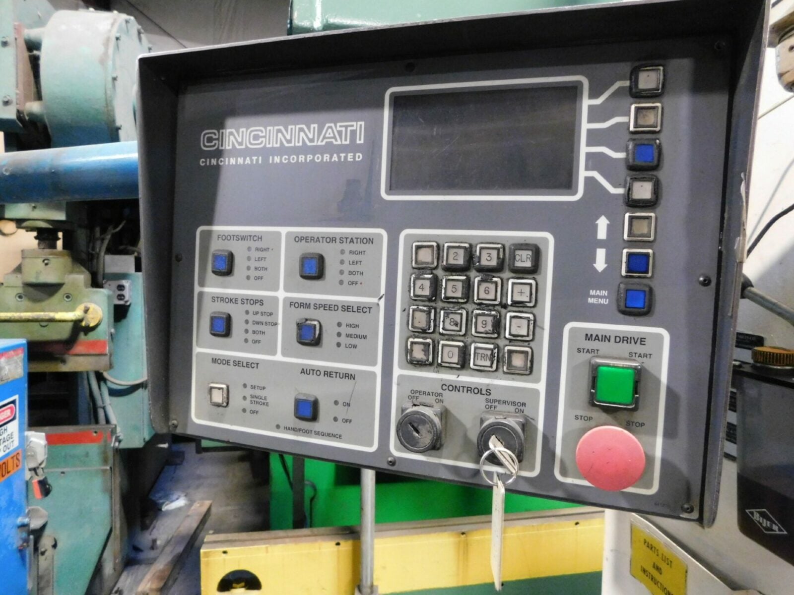 90 Ton, Cincinnati #90CBIIx6, press brake, 2-Axis Control, 1998 - Image 6