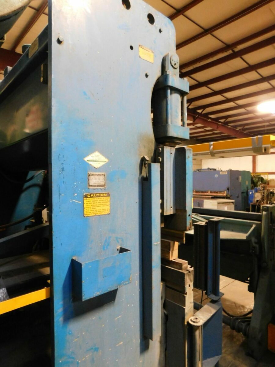 90 Ton, Cincinnati #90CBIIx6, press brake, 2-Axis Control, 1998 - Image 9