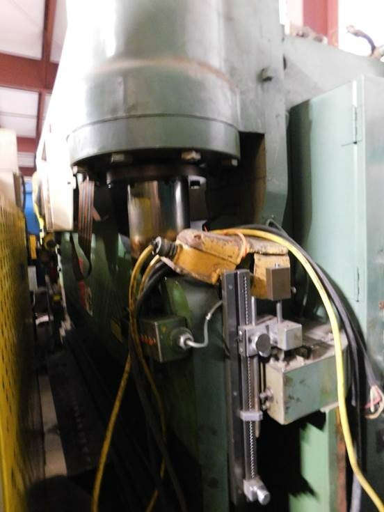 90 Ton, Pacific press brake, Automec CNC 9x9 Control - Image 9