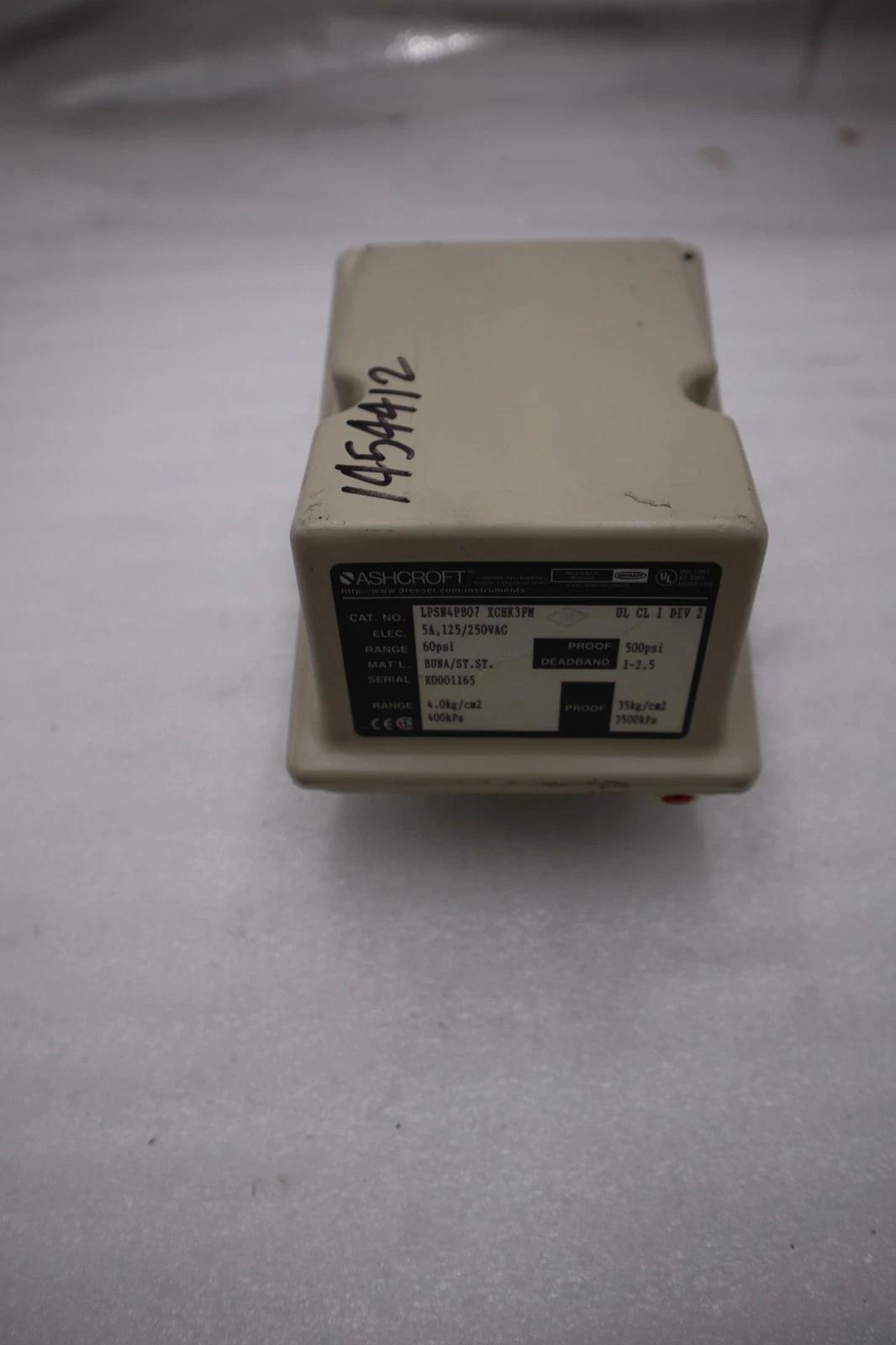 NEW ASHCROFT LPSN4PB07 XCHK3FM Pressure Switch 5A 125/250VAC STOCK H1249 - Image 1