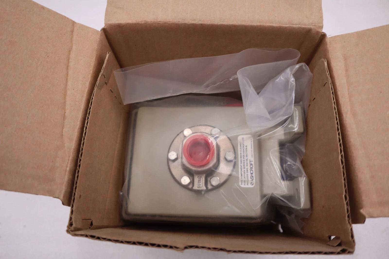 NEW ASHCROFT LPSN4PV07 XCHFMK36B Pressure Switch 200psi 5A 125/250VAC STOCK H172 - Image 1