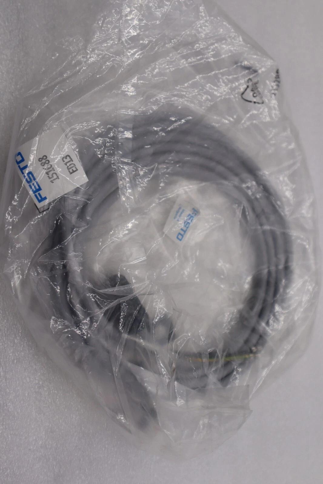 FESTO NEW KMEB-1-24-2.5-LED 151688 PLC Socket Connector Cable STOCK L-207-C - Image 1