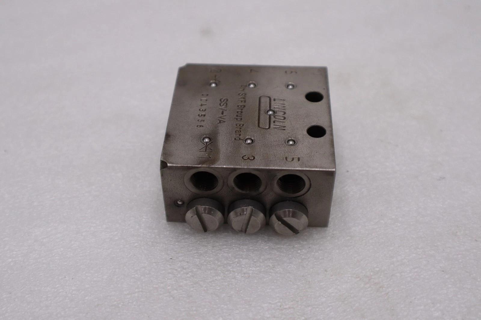 LINCOLN SKF SSV-VA 0C43566 DIVIDER VALVE BLOCK STOCK H1032A - Image 4