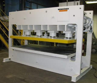 270 Ton, Wemhoner #KT-M-15/28-240, hydraulic press, 110" LR x 59" FB, dwnact, 16" daylight, 10" stroke, 96" - Image 1