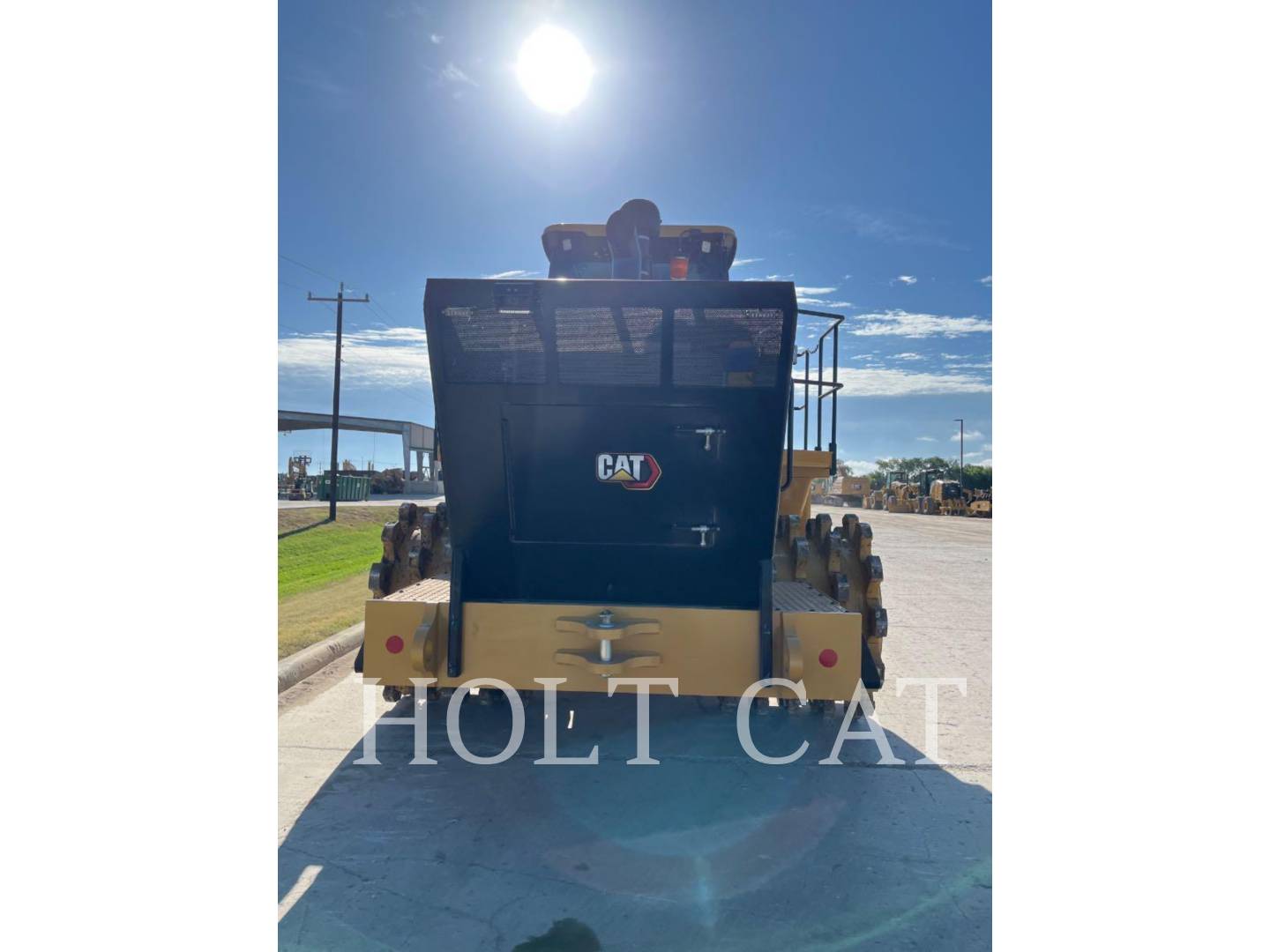 Caterpillar 815, Compactor, 20 hours, S/N: J5T00234, 2023 - Image 4