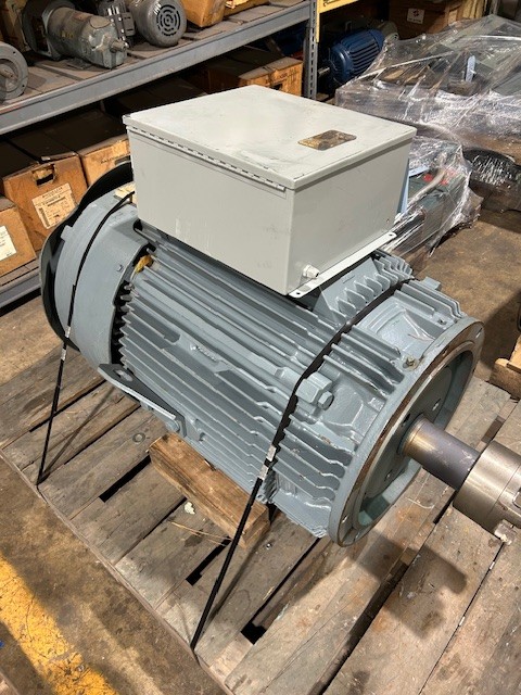 150 HP 1785 RPM Reliance, Frame 445TD, TEFC Surplus 460 Volts XT-Extra Tough - Image 2