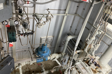 24" Sweet Vertical Inlet Separator, 1480 psi, 3-phase, 1998 - Image 7