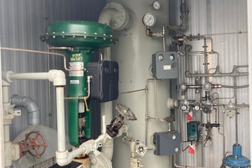 24" Sweet Vertical Inlet Separator, 1480 psi, 3-phase, 1998 - Image 9
