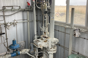24" Sweet Vertical Inlet Separator, 1480 psi, 3-phase, 1998 - Image 10