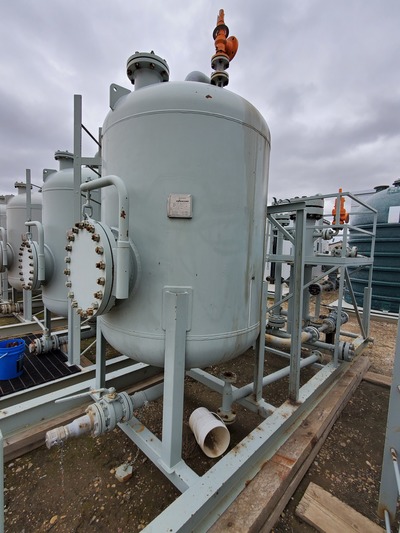 48" Sour Vertical Sand Separator, 170 psi, 2010 - Image 1