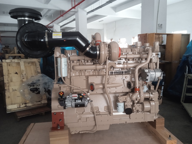 Cummins #KTA19, Engine, warrangty, unused - Image 2