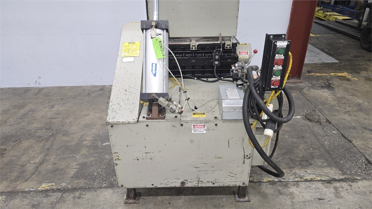 12" x 21" Conair #CE1221, granulator w/ blower/cyclone, 3 knife staggered open rotor, 2 bed knives, 55" - Image 2