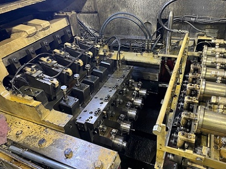 .708" x 7.48" Nedschroef #NB518L, 5-die bolt maker, pointer station, threading station, IFO transfer - Image 4