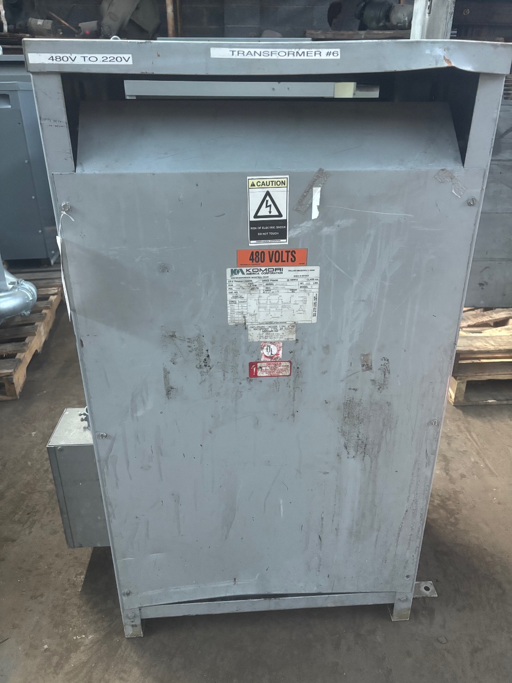 150 KVA 480 Delta Primary, 220Y/127 Secondary, Komori, NEMA I enclosure - Image 3