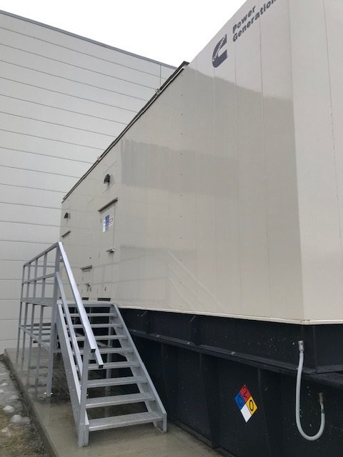 2250 KW Cummins #DQKAF, diesel generator set, 277/480 Volts, 163 hours, QSK60-G14 engine, EPA Tier 2, sound - Image 1