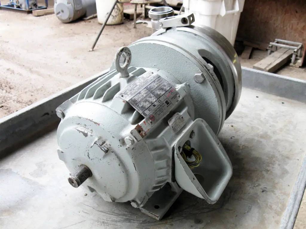 85 GPM, APV, centrifugal pump, 3 HP - Image 6