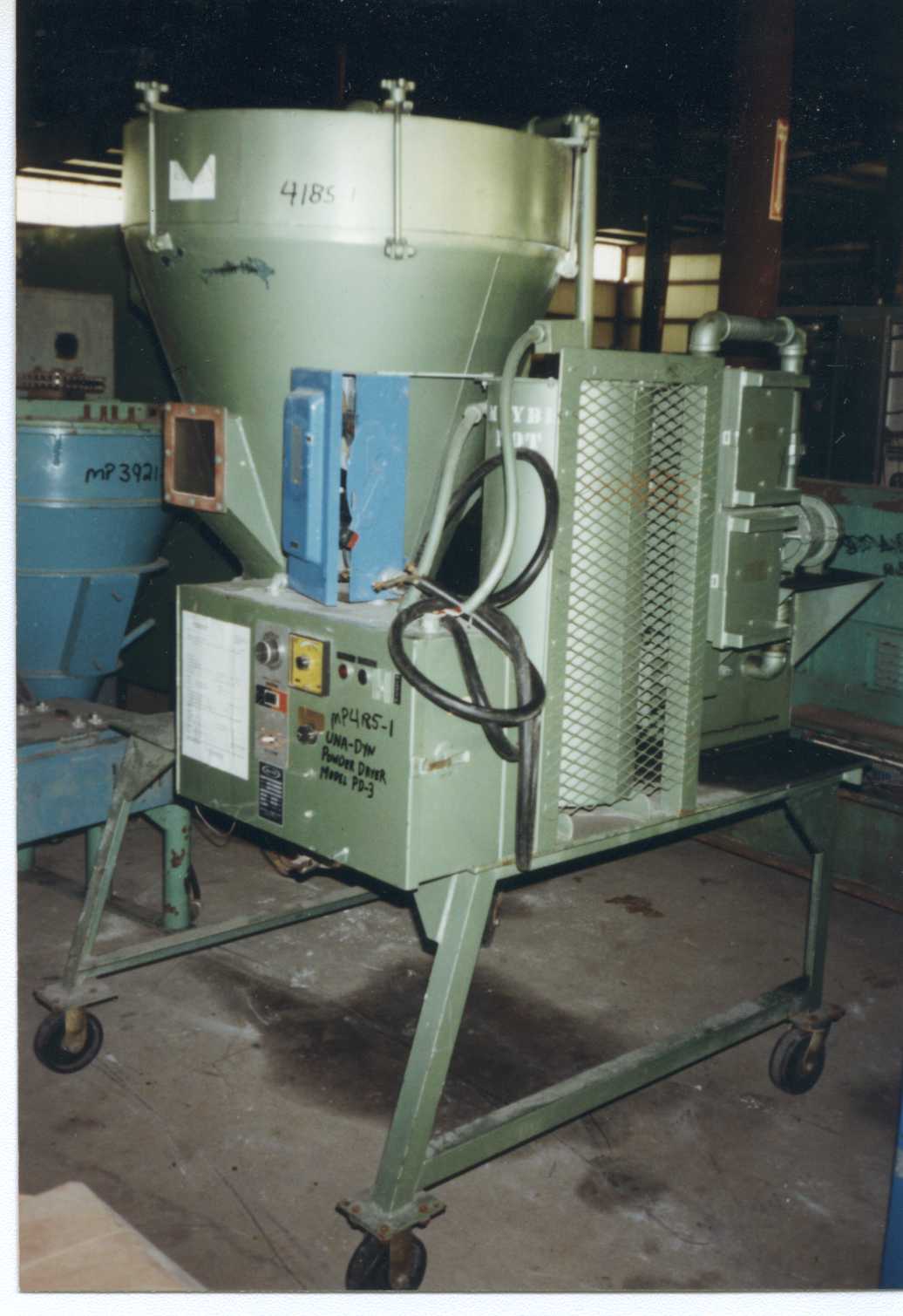 Una-Dyn #PD3, Portable Hopper Dryer Loader, 300 lb., 36" diameter x 36" H Hopper, 36" H Discharge, 1 HP - Image 1